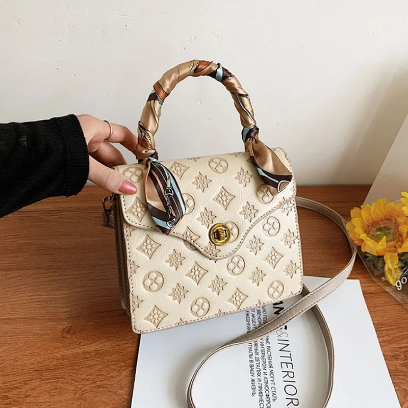 

Embroidery Princess Diana Handbags Pendant Luxury Designer Handbag Square Crossbody Shoulder Letter Messenger Bags For Women