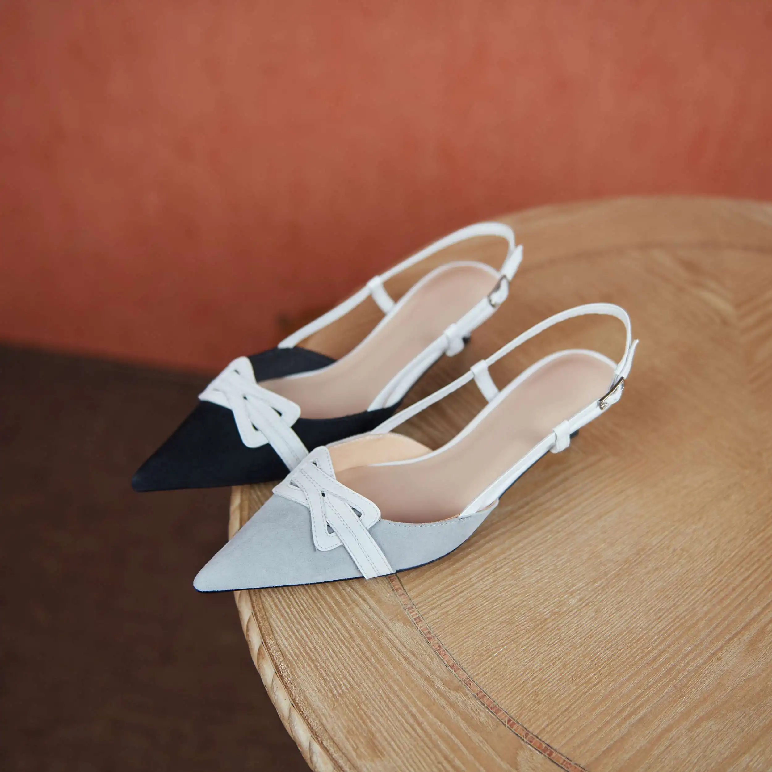 

Krazing Pot sheep suede pointed toe med heel mixed colors slingback shoes beauty lady dating buckle strap basic women pumps L96