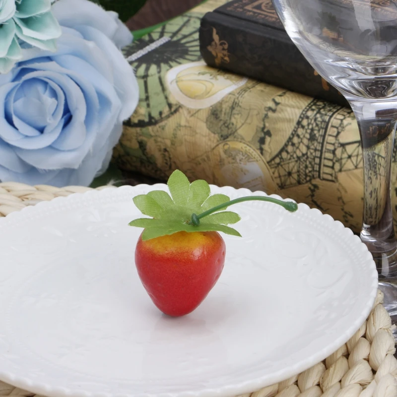 

10pcs Model House Kitchen Party Decorative Fake Strawberry Artificial Fruit Pretend Play Toys