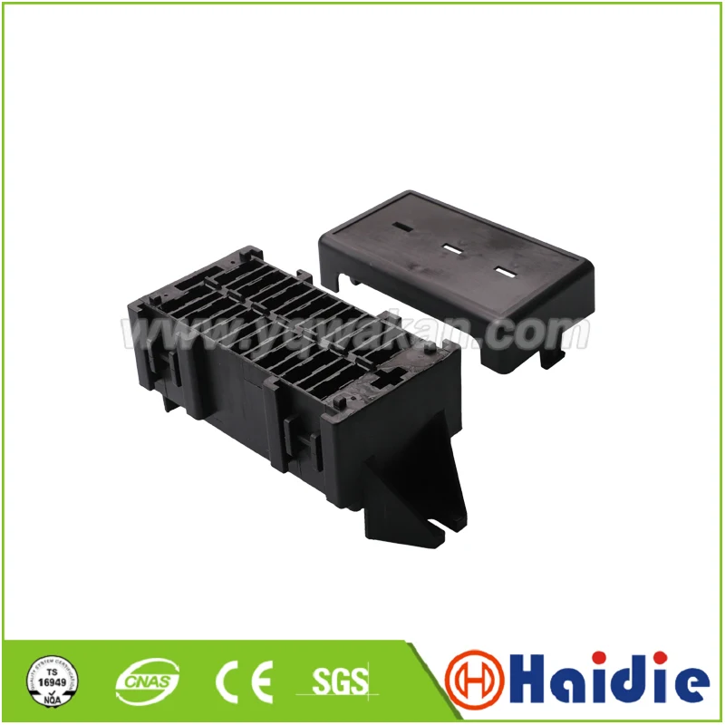 

1sets auto electrical fuse box connectors BX2141A-1 with terminals