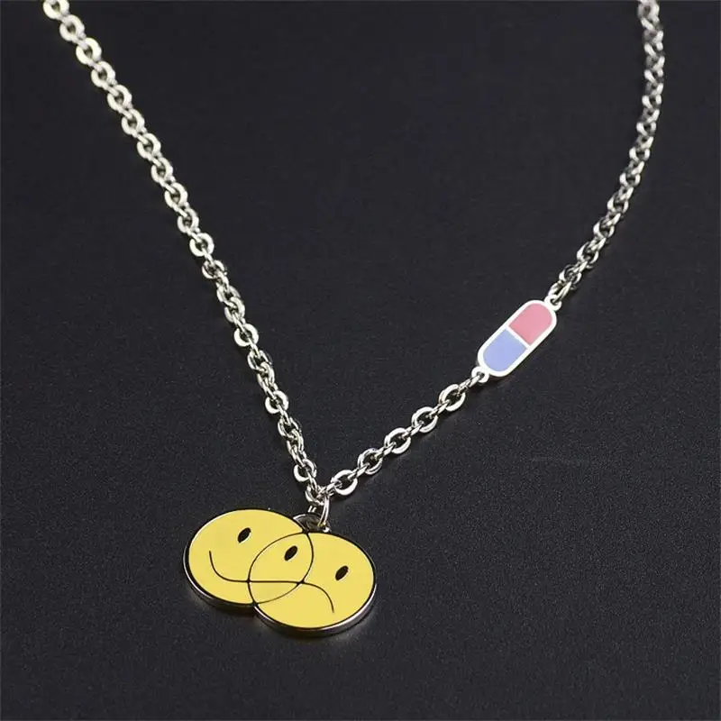 New Ins Stainless Steel Crying Smiley Necklace Punk Hip Hop Crying Smiley Necklaces For Men Women Girls Fashion Jewelry Gift