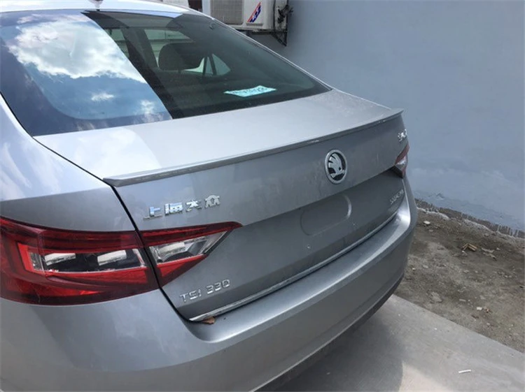 Для Skoda Superb спойлер 2016-2017 отличный высокого качества из ABS материала заднее крыло