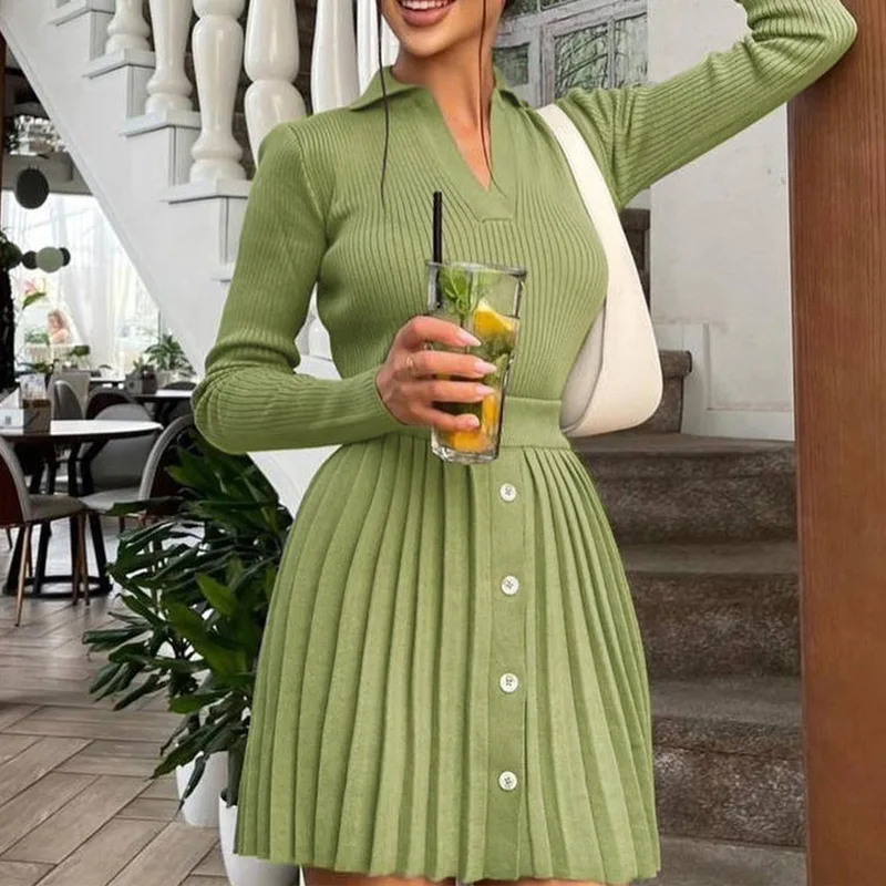 

Women Knit Suit Mini Pleated Skirt Pullovers Set Autumn 2021 Fashion Slim Knitwear Top And High Waist Skirt Buttons Suits Ladies