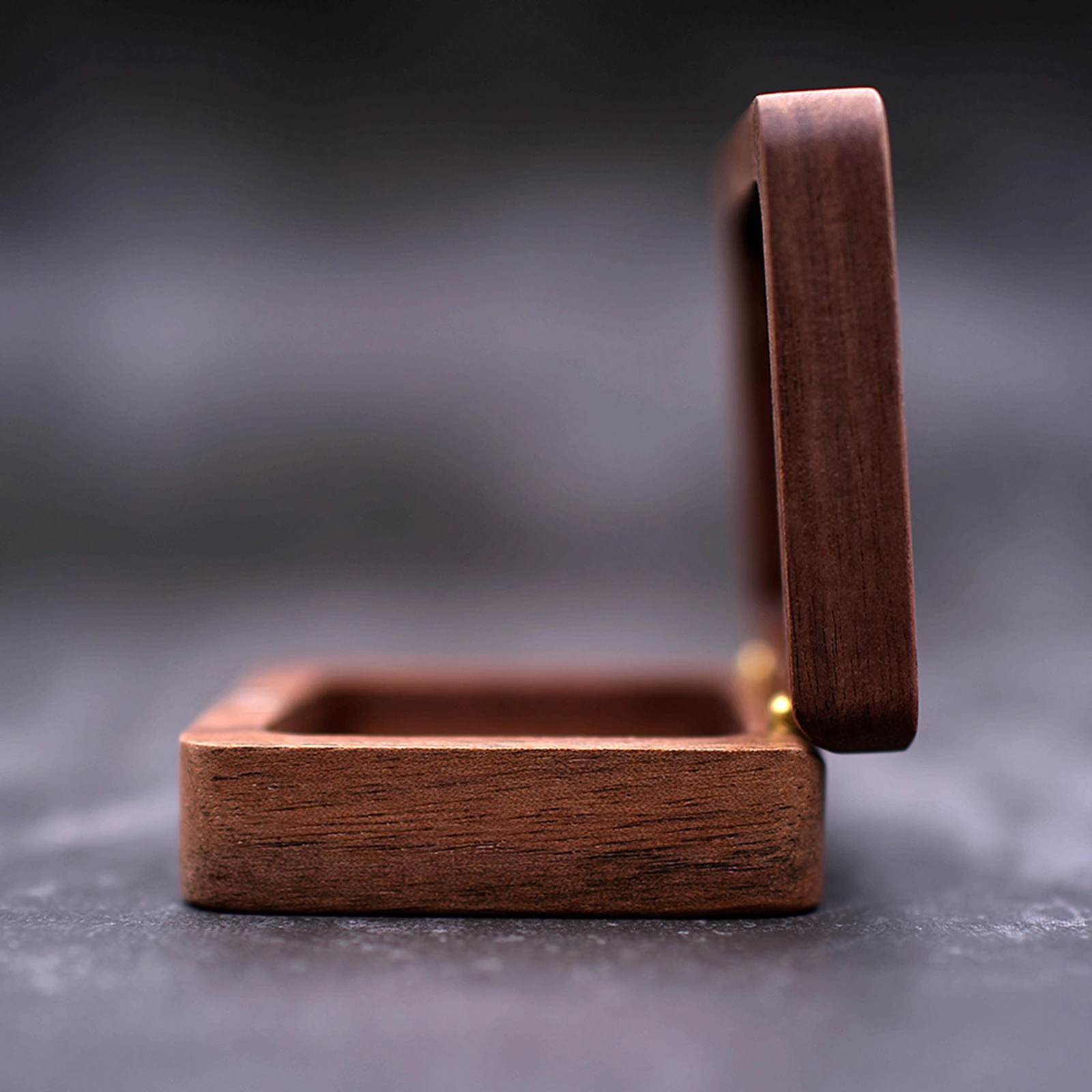 

Rustic Walnut Wood Earring Rings Bearer Box for Proposals Gift Jewelry