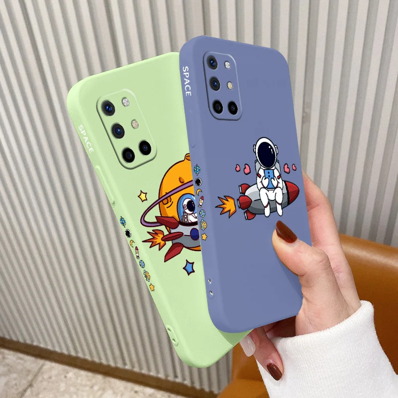 

Rocket Liquid Silicone Case For Oneplus 8t 9 9pro 9r pro Soft Phone Cover Case