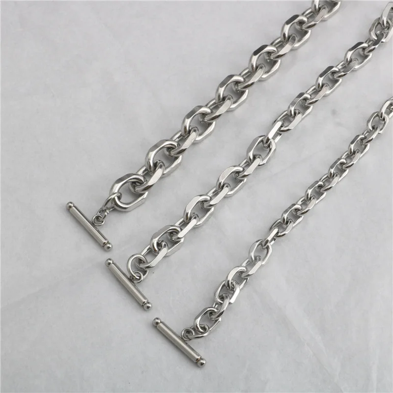 

Fashionable Angled O-shaped Buckle Bracelet Simple Hip-hop Trend Stainless Steel Bracelet Ornamental Chain Worn On Wrist