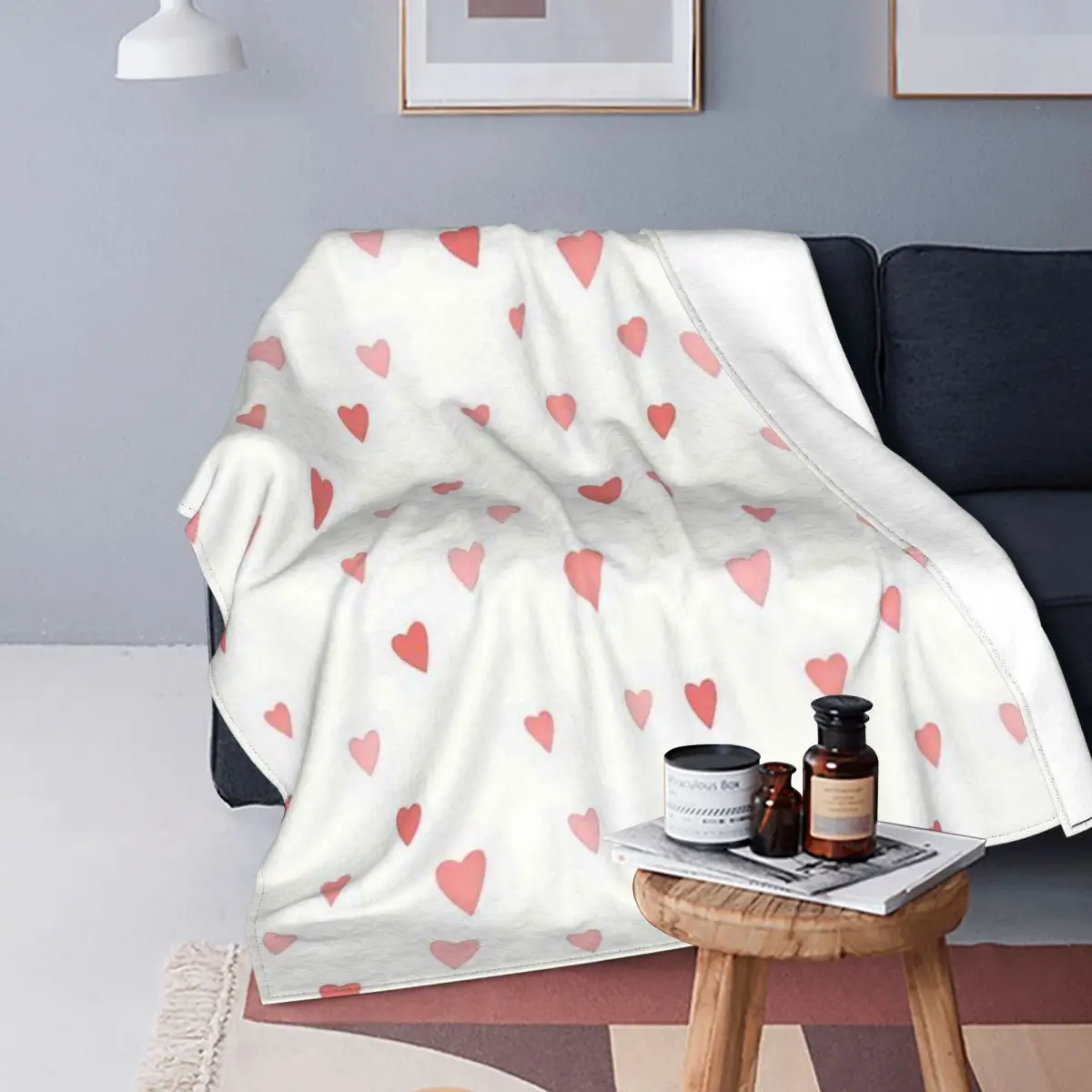 

Love Pattern Blanket Romantic Printed Super Warm Breathable Plush Decoration Throw Blankets For Home Thin Free Shipping
