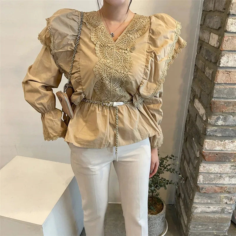 

RUGOD 2021 spring retro flare sleeve fit and flare thin slim shirt ruffles lace-up hollow out termperament solid shirt 2021 new