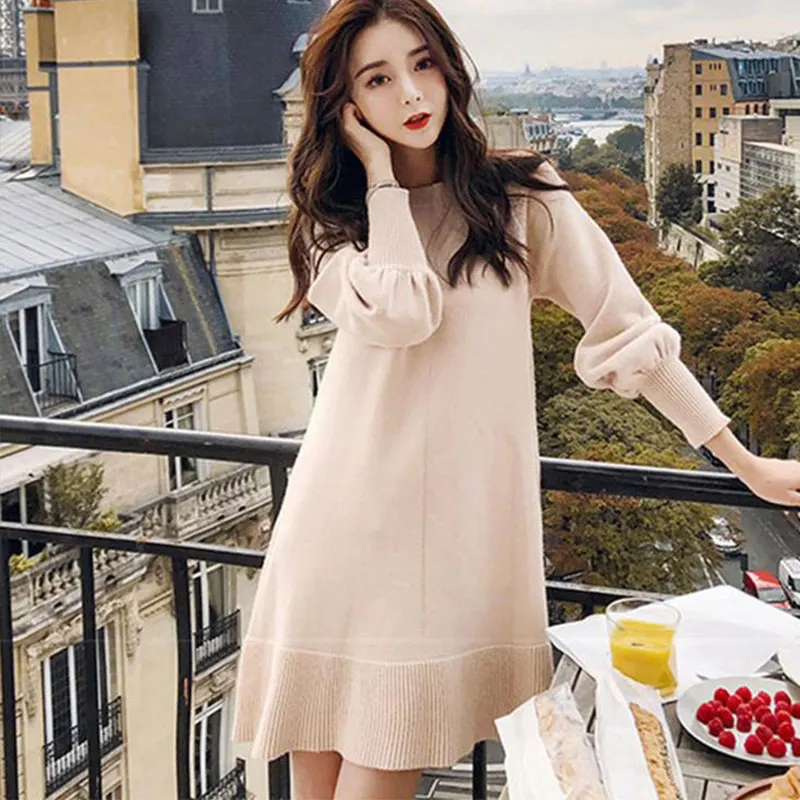 Женское трикотажное плотное теплое платье с длинными рукавами фонариками