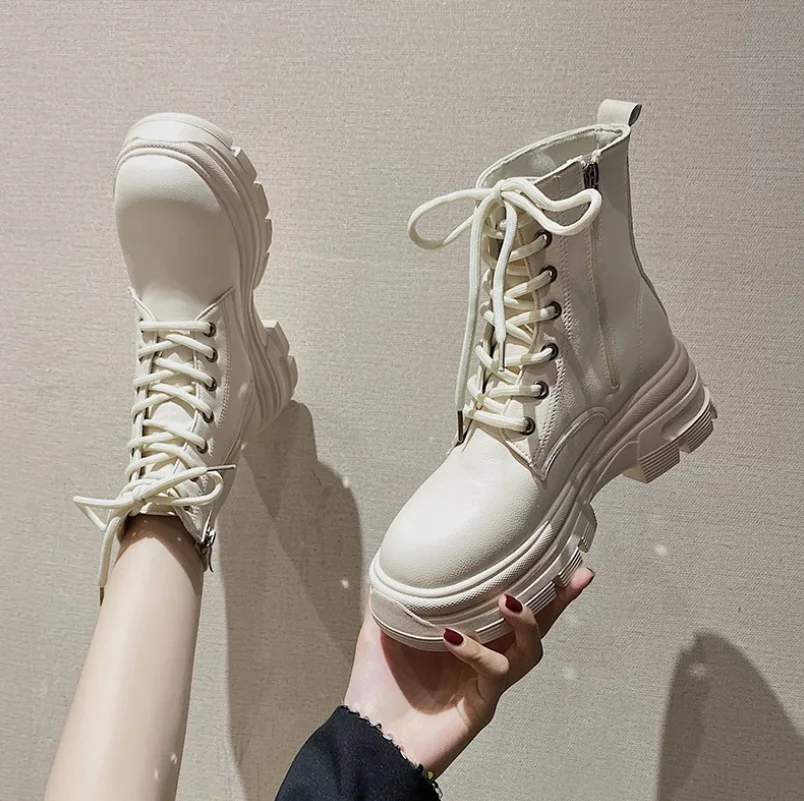 

Ботинки-мартинсы женские, черные, на толстой подошве, тонкие, в британском стиле, новинка 2021, весна-осень