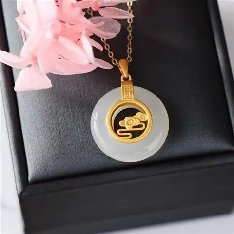 

Original Natural Hetian White Jade Inlaid S925 Sterling Silver Ancient Style Thick Gold Peace Buckle Pendant Buckle Eyes