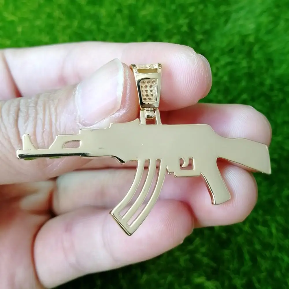 Ожерелье мужское Латунное в форме пистолета с фианитом AAA + | Украшения и