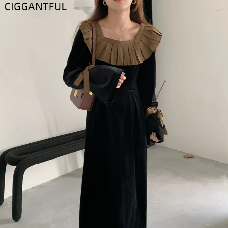 

2021 French Retro Pleated Ruffled Contrast Color Square Collar Velvet Dress Women Elegant Vintage A Line Midi Party Clothes