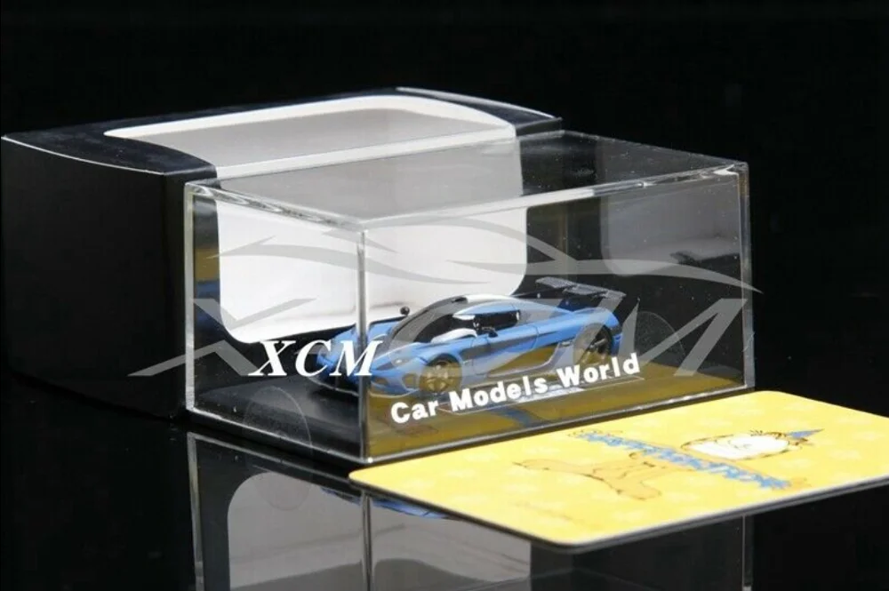 Полимерная модель автомобиля FrontiArt One:1 Avan Style 1:87 (матовый синий) + маленький