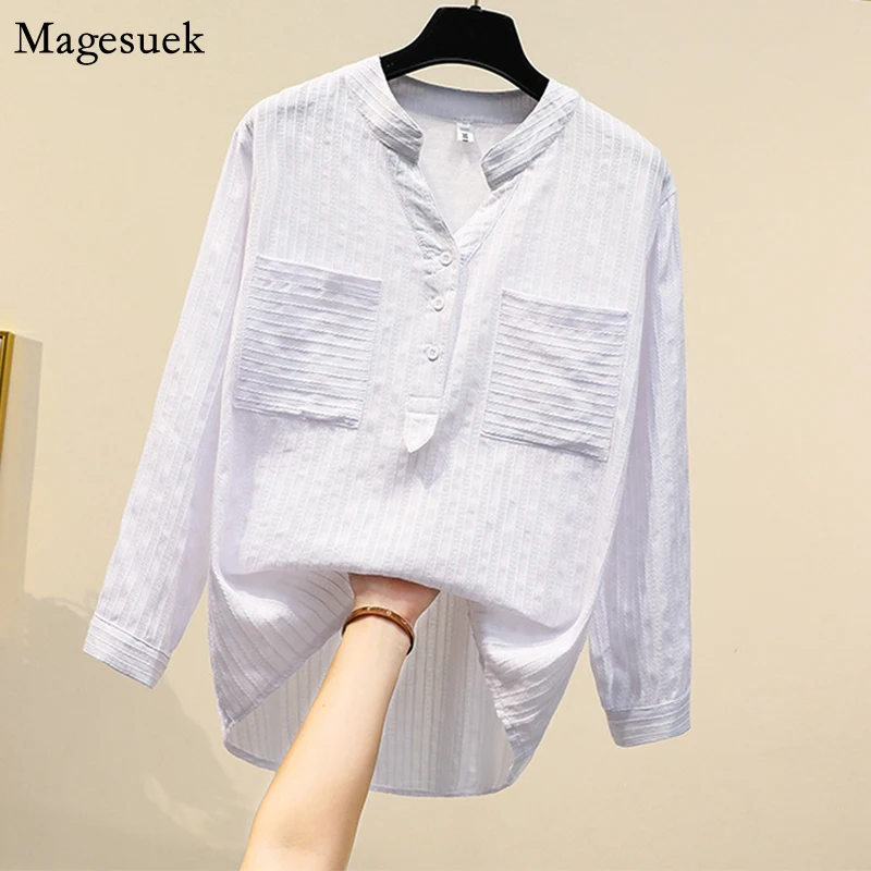 

Autumn Casual Harajuku White Shirt Women Korean Style V-neck Cotton Blouse Women 2021 Double Pockets Loose Shirts Women 11686