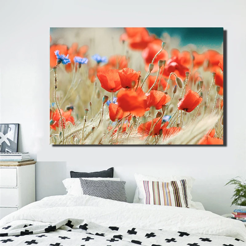Картина маслом на холсте пейзаж с дикими красными цветами маками Современная