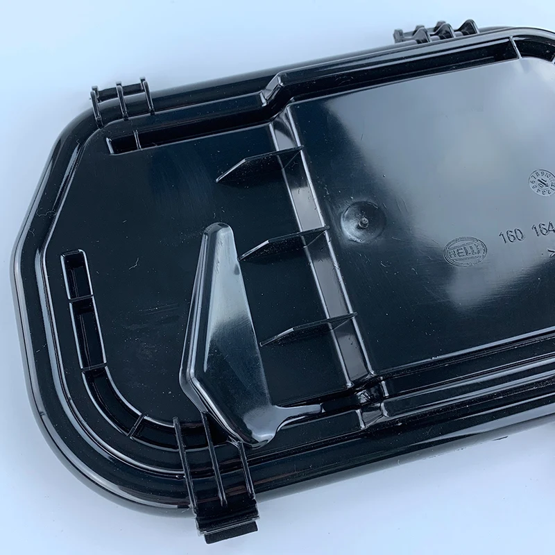 

1 Pair Headlight Dust Cover Back Cover Headlight Seal Cover For- A6 A6L C6 S6 2005-2011 4F0941158 4F0941159