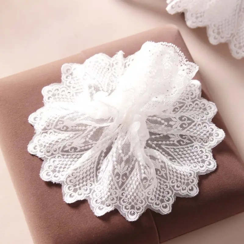 

Women Lotus Leaf Fake Sleeves Crochet Floral Lace Pleated Ruffles Horn Cuffs Sweater Decorative Sunscreen Wrist Warmers 32CF