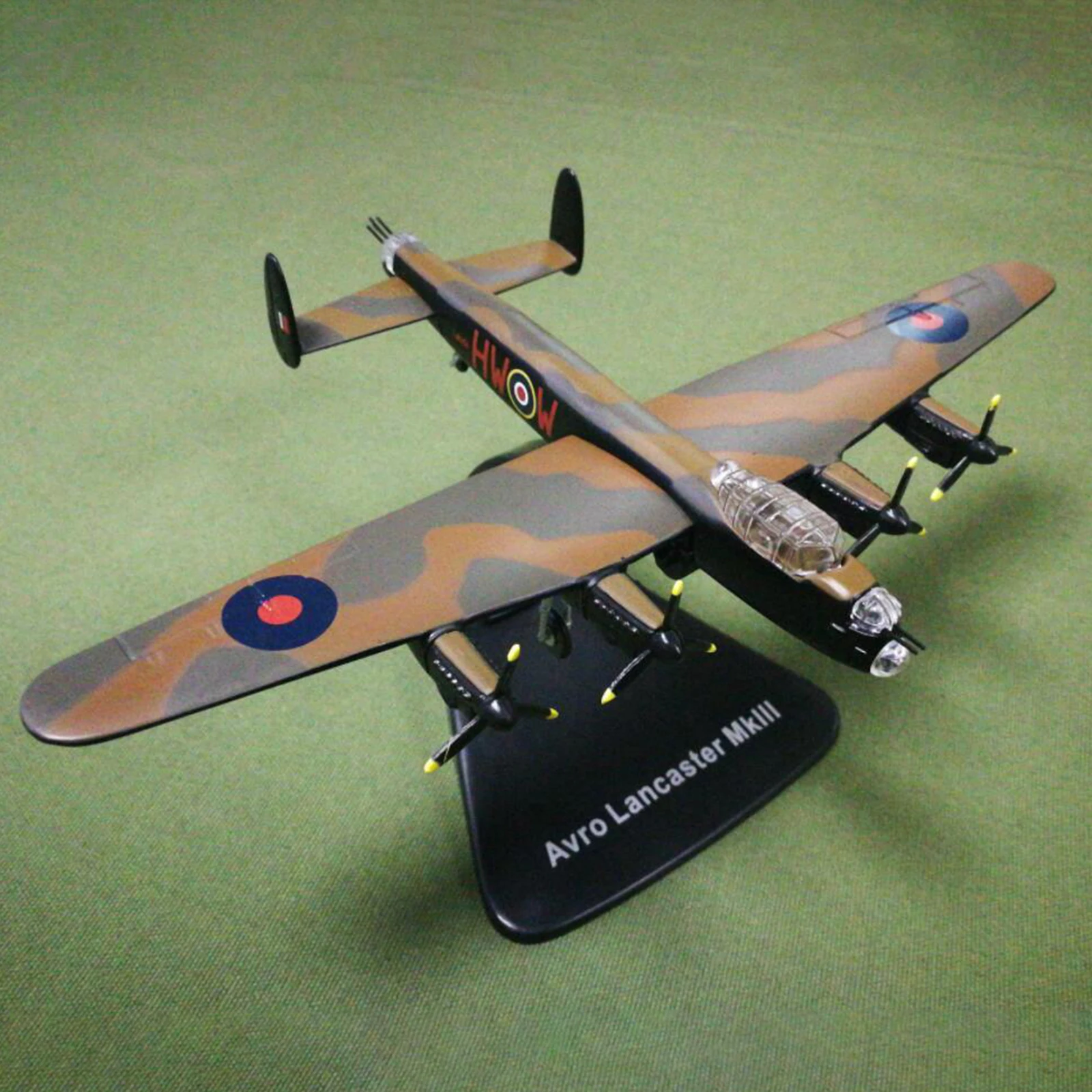 

1:144 Avro Lancaster MkIII Diecast Airplane Model Aviation Collection Gifts Toys Decorations