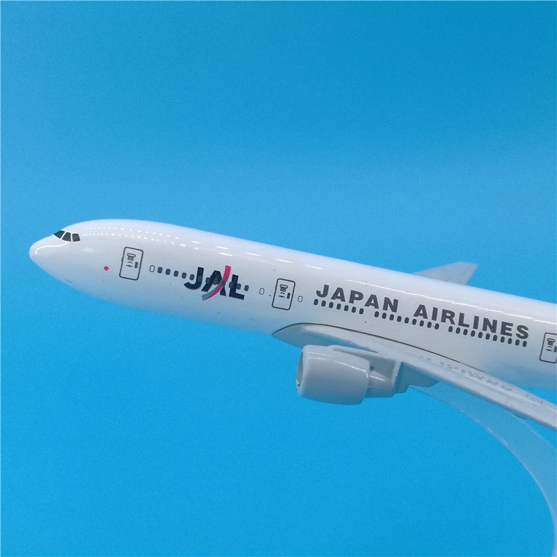 16 см Japan Airlines Boeing 777 статическая твердая металлическая модель самолета коллекция