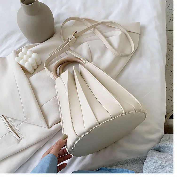 

Элегантная женская плиссированная Сумка-тоут, сумка-мешок, новинка весны 2021, качественная женская дизайнерская сумка из искусственной кожи...