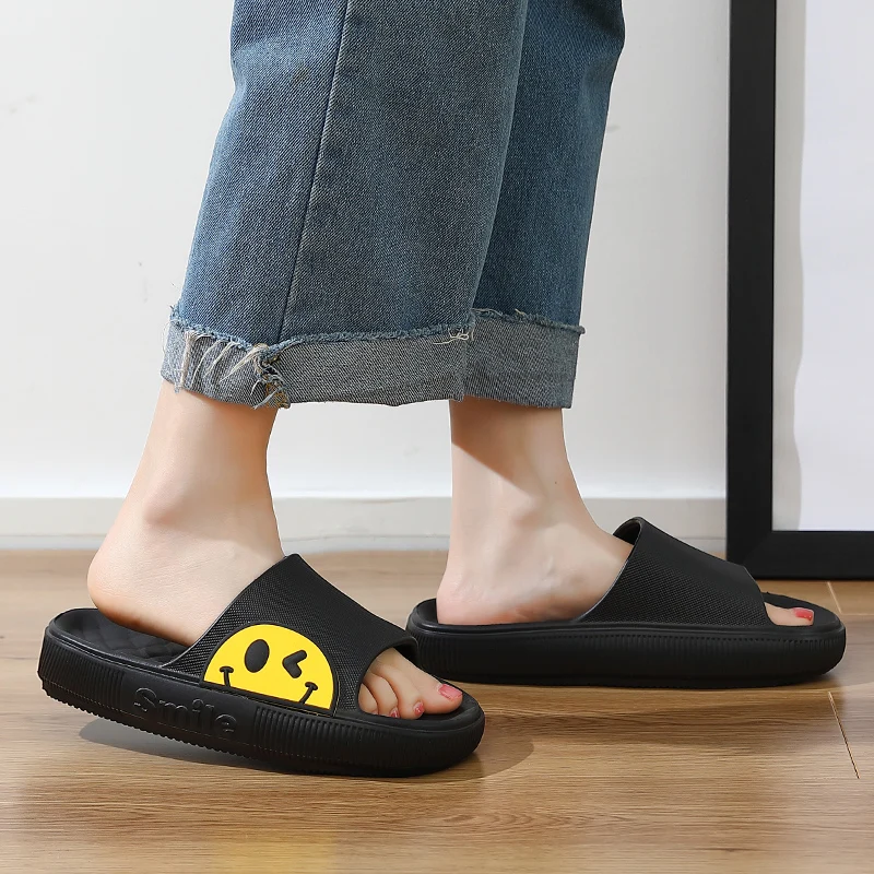 

Men Slippers Indoor Home Summer Beach Ourdoor Slides Ladies Cartoon smile Slipers Thick Platform Shoes Woman Zapatos De Mujer