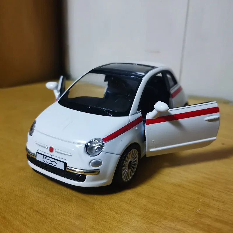 Детские игрушки Fiat 500 подарок для мальчиков высокая имитация изысканные дикасты