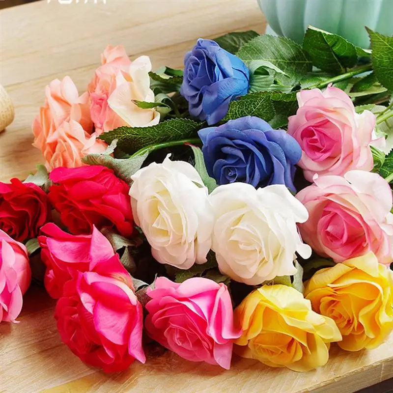 

5pcs Vivid Simulation Rose Decor Artificial Rose Ornament Fake Rose Scene Decor