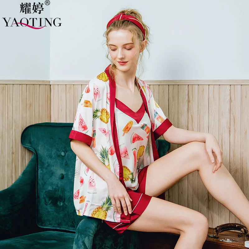 

Emulation silk New product pajamas In the summer of silk Condole belt The robe three-piece
