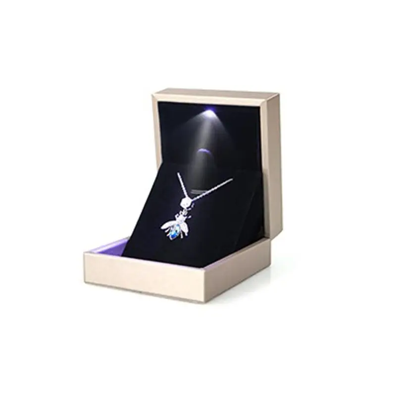 

LED Light Jewelry Display Bracelet Necklace Wedding Engagement Ring Box Storage N58F
