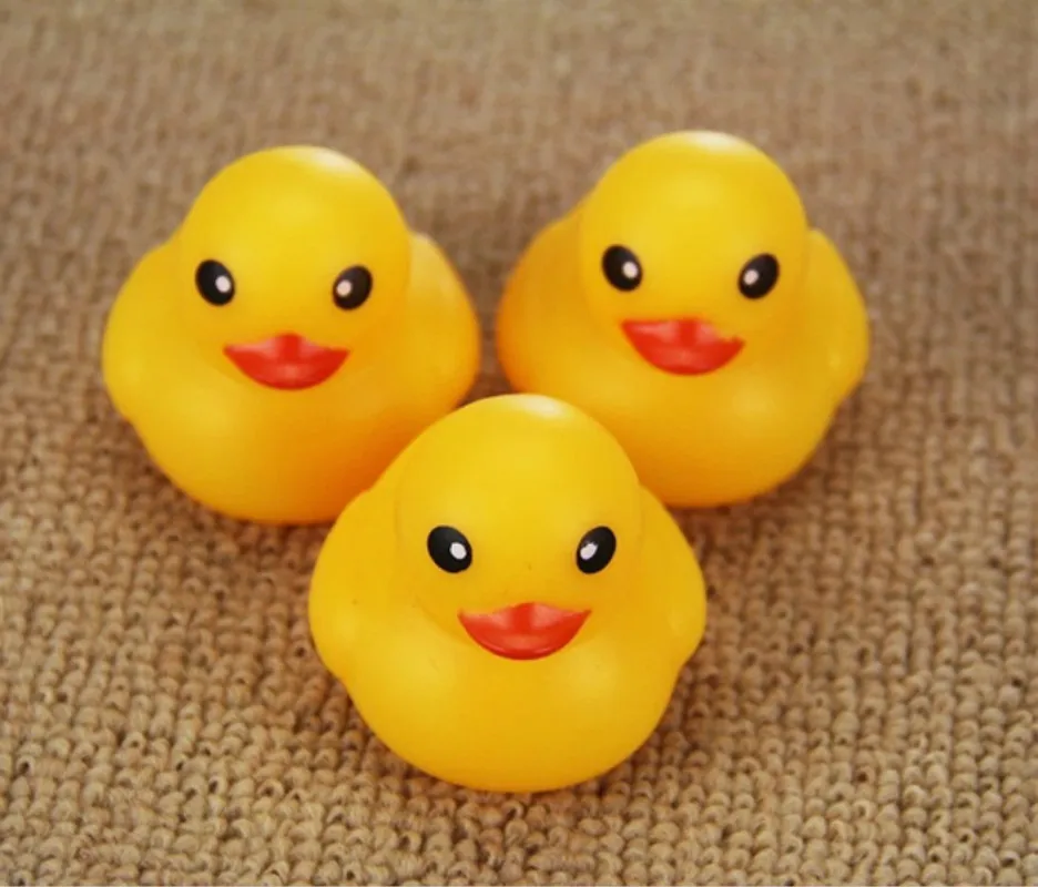 Pet Toy Vinyl Vocal Little Yellow Duck Dog Squeeze Squeak Funny Safety Rubber Molar Chew Accessories Supplies | Дом и сад