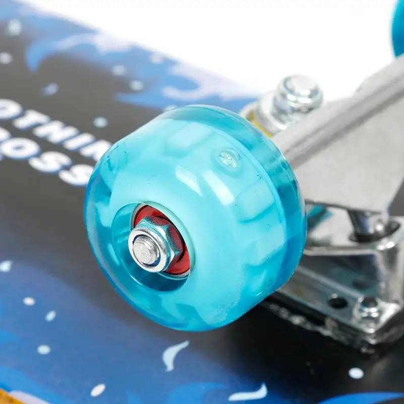 

High Wear Resistance Non-slip Blue Fire Pattern Flashing Four-wheeled Maple Silent Skateboard Outdoor Entertainment Equipment