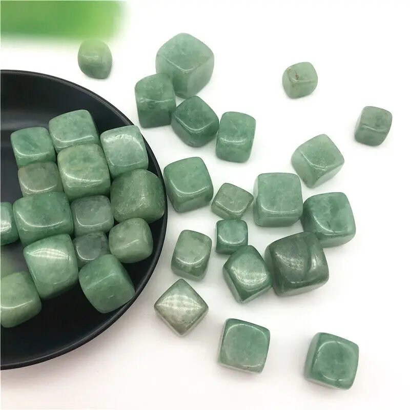 

Drop Shipping 100g Natural Green Strawberry Quartz Crystal Polished Cube Stones Healing Decor Natural Stones and Crystals