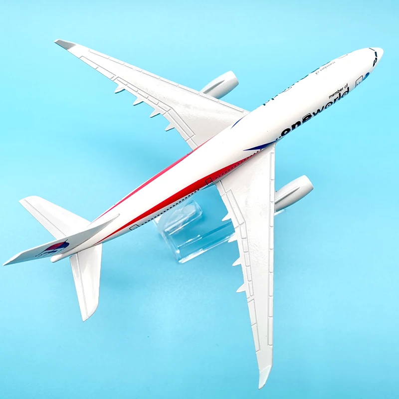 16 см AIR ONE WORLD Малайзии с трёхмерными чертёжами модель самолета Моделирование