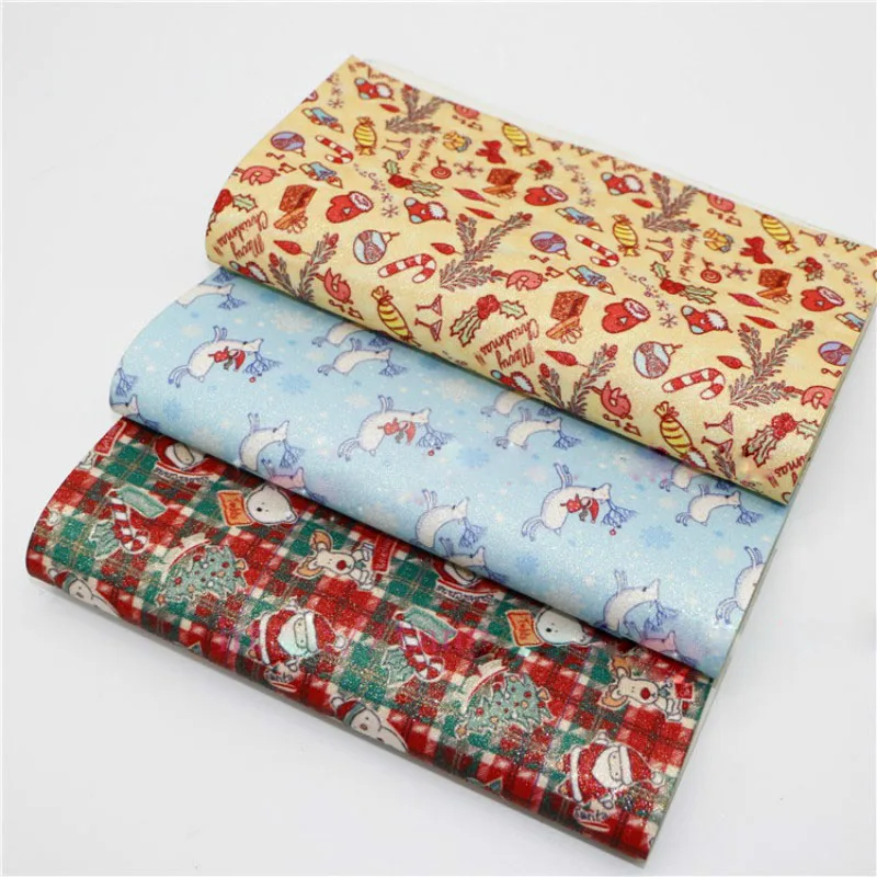 Синтетическая кожаная ткань с рождественским рисунком 20 х22 см | Дом и сад