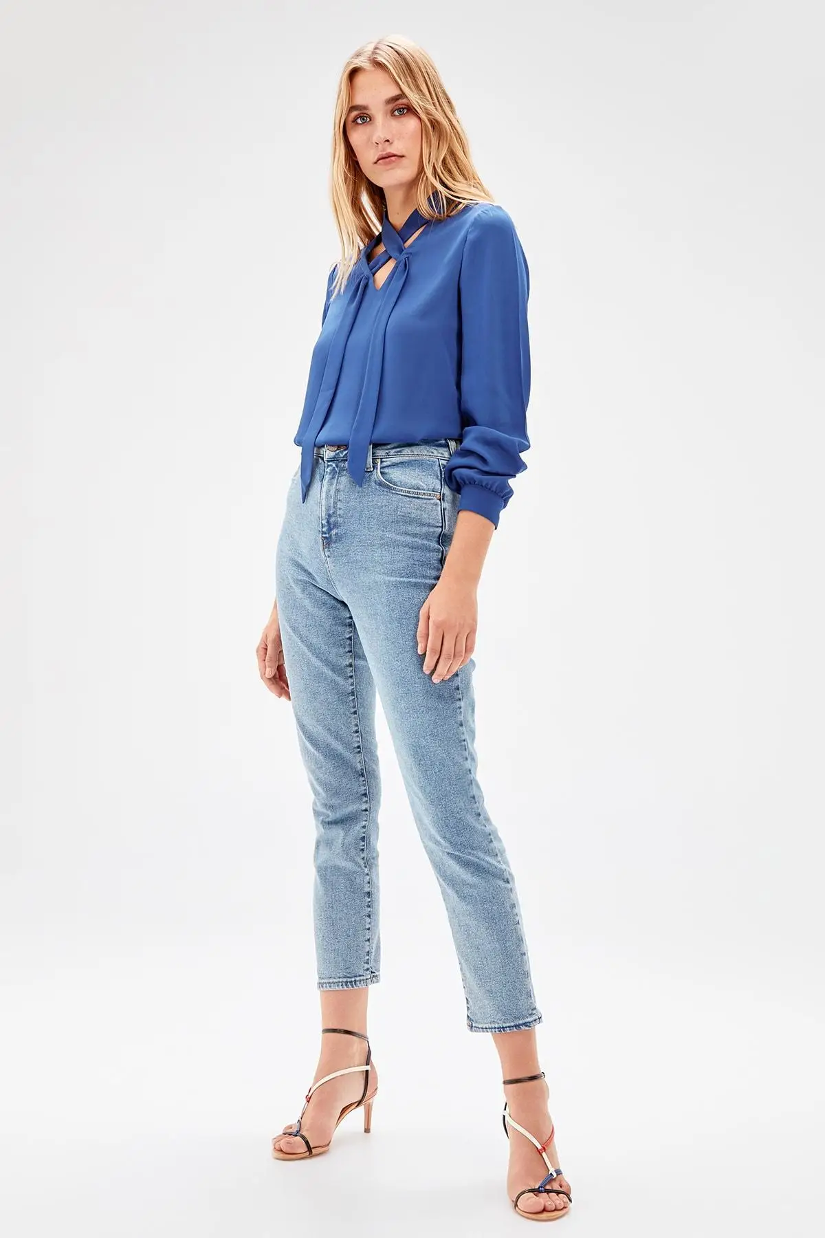 Trendyol темно-синяя шнуровка detayl'bluz TWOAW20BZ0238