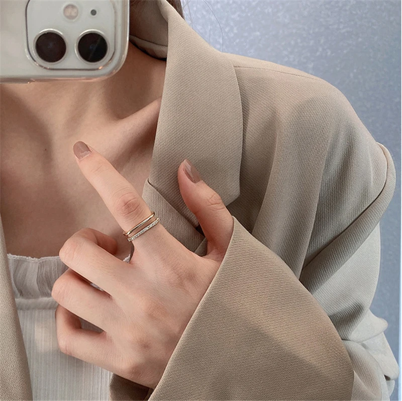 

Trendy Pearl Geometry Ring for Women Wedding Jewelry 2021 New Gold Color Rhinestones Open Ring Female Fashion Knuckle Tail Ring