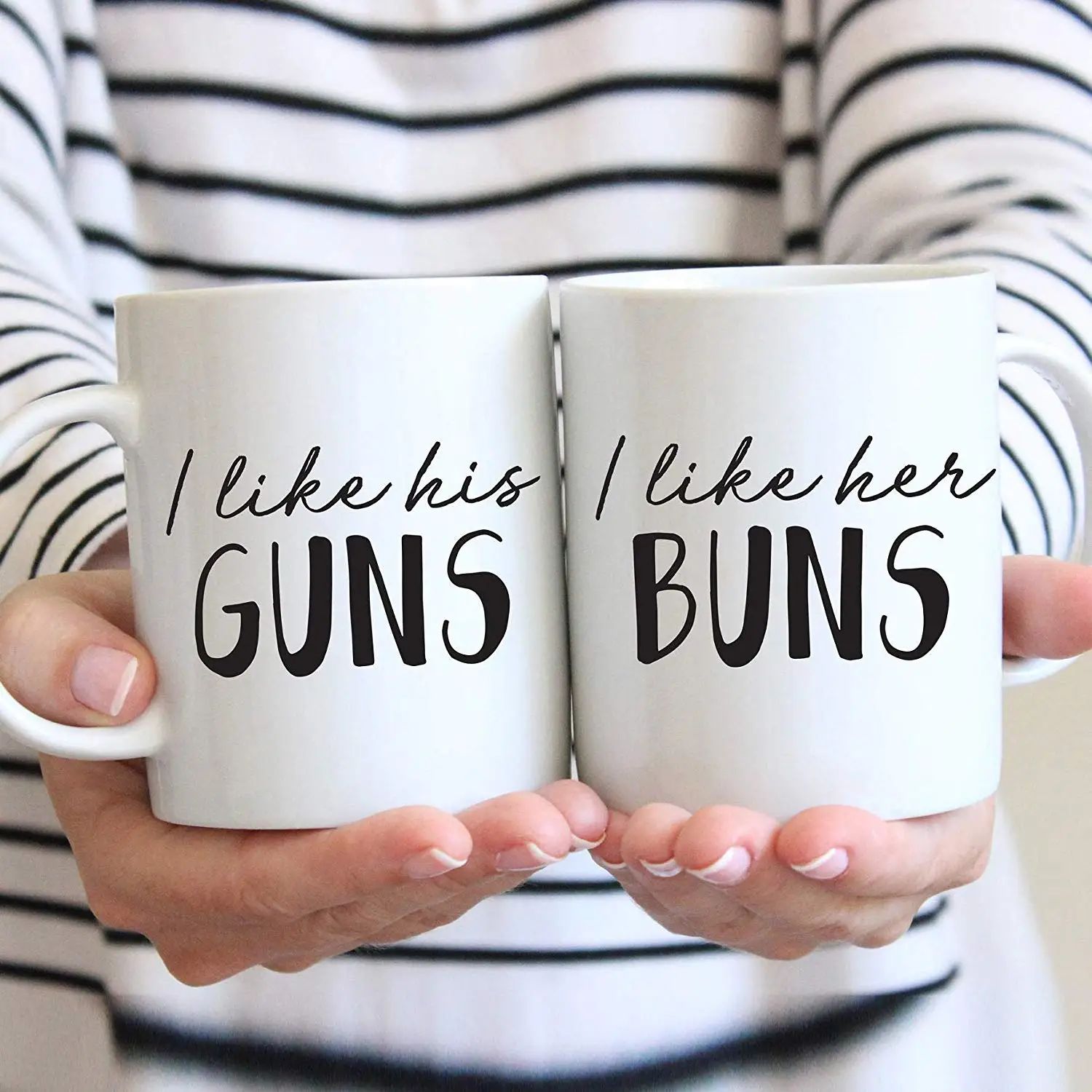 I Like His Guns Her Buns Couples Mug - Funny Couple (2) 11OZ Coffee Mugs For boyfriend and Girlfriend | Дом и сад