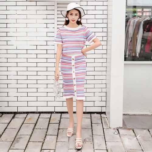 Женский винтажный комплект из двух предметов вязаный кроп-топ и юбка в радужную