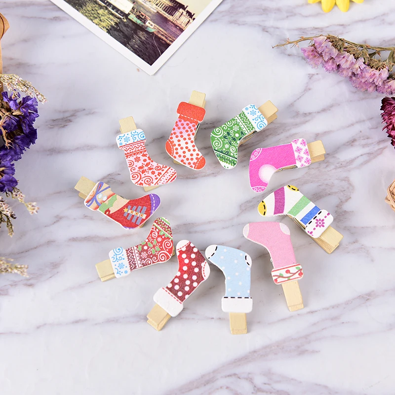 

10Pcs DIY Christmas Sock Hanging Wall Paper Photo Album Frame Rope Wood Clips Gift