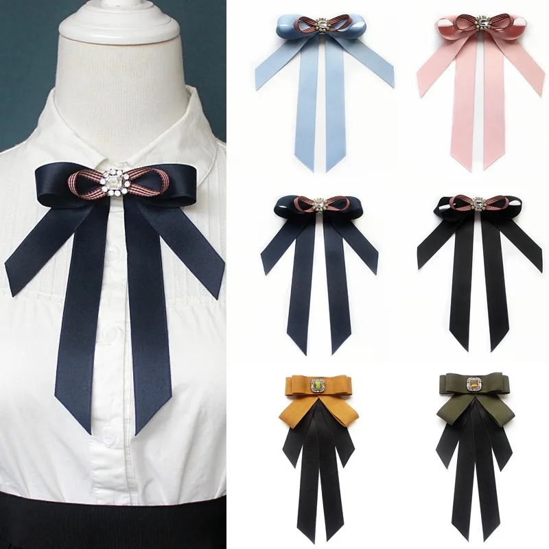 

Ribbon Ties Crystal Pearls Bow Tie Brooches for Women Shirts Necktie Pin Girls Suits Bowtie Business Clothing Collar Accessories