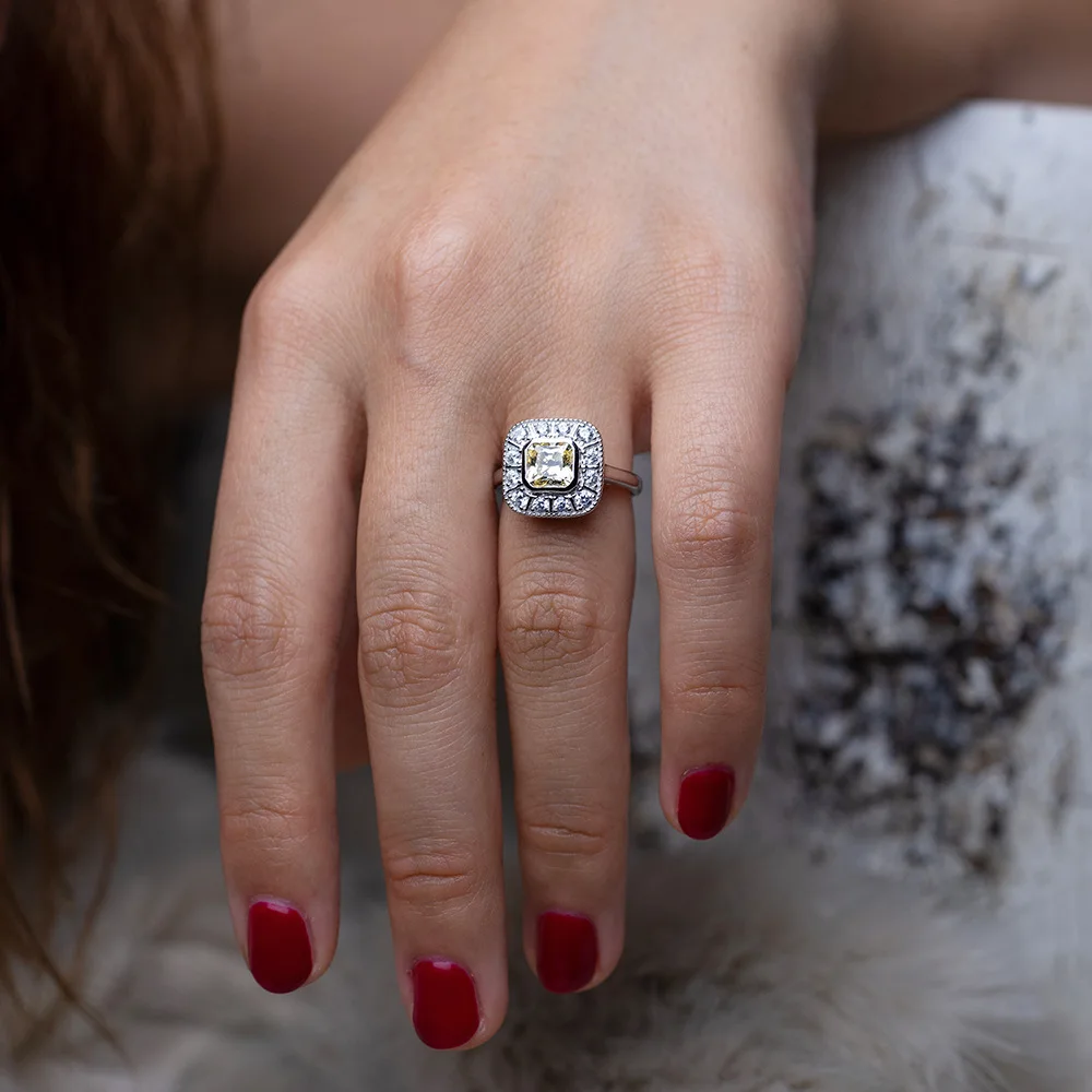 

Luxury Vintage 925 Sterling Silver Created Moissanite Gemstone Wedding Engagement Couple Women Men Gems Ring Jewelry Gifts