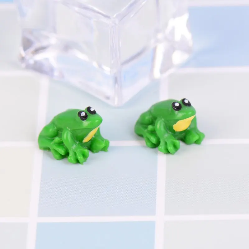 

2Pcs/lot Cute Little Frog Miniatures Fairy Garden Gnome Moss Terrarium Decor Crafts DIY Supplies Figurine