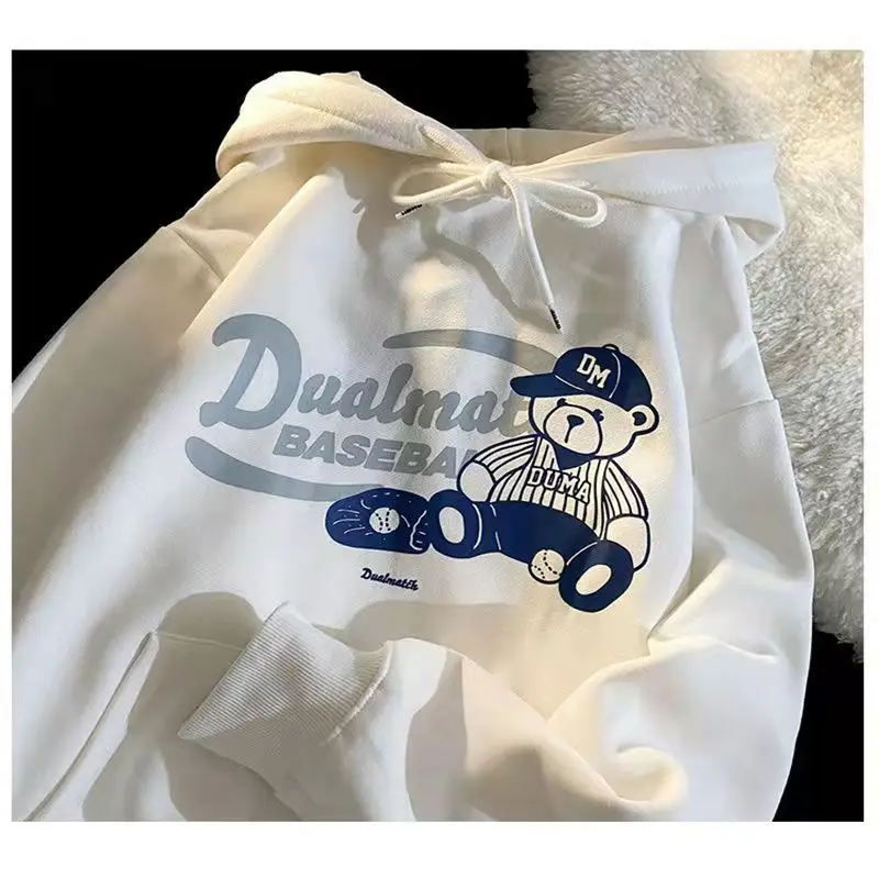 

Женская толстовка с длинным рукавом и мультяшным принтом