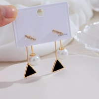 new short sweet gold black triangle pearl vintage dangling earring women fashion accessories trends 2021 style wedding jewelry