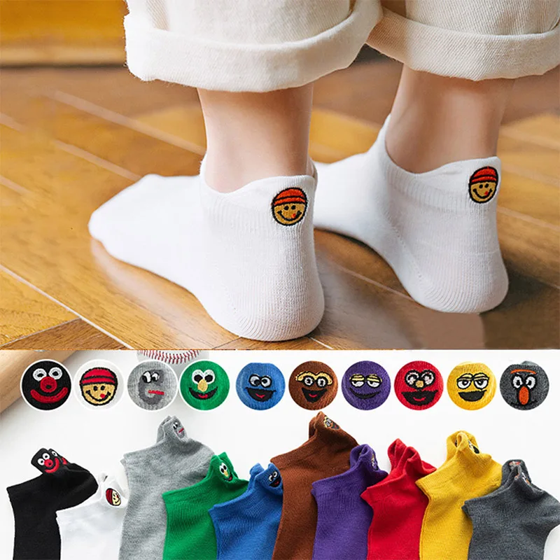 5 pares moda coreana Calcetines de las mujeres paquete Kawaii calcetas cortas con diseños de dibujos animados Casual Emoji algodón bordado divertido tobillo Calcetines Mujer calcetines mujer divertido calcetines niña
