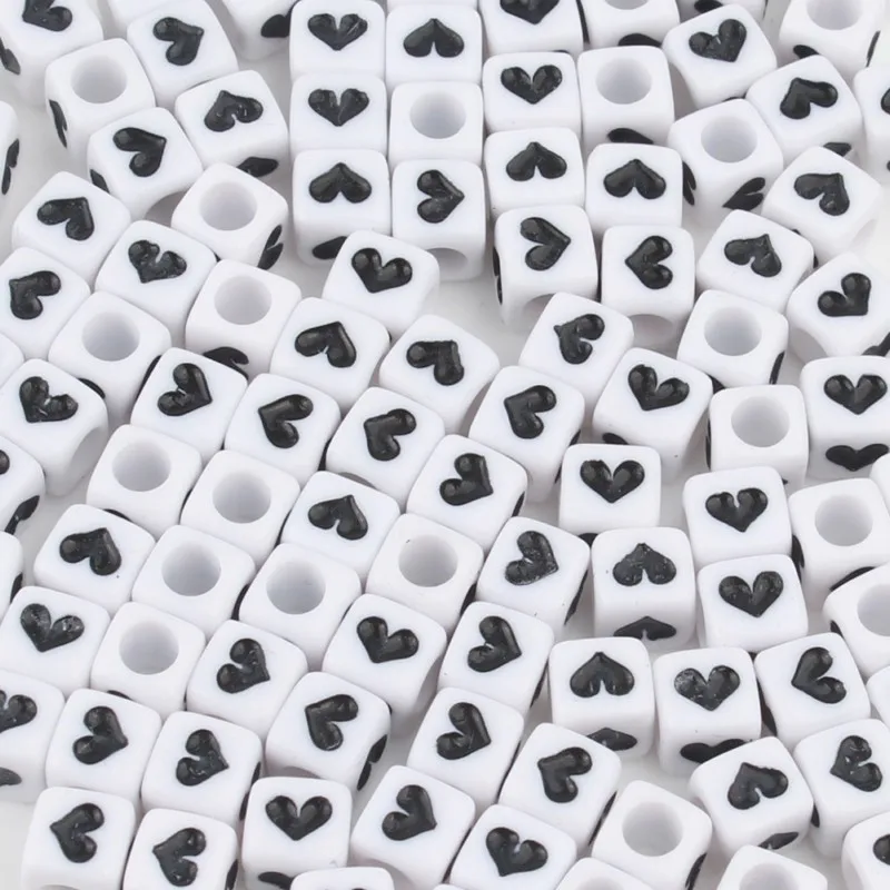 100 шт Смешанные английские буквы бусины в форме сердца алфавитный кубик