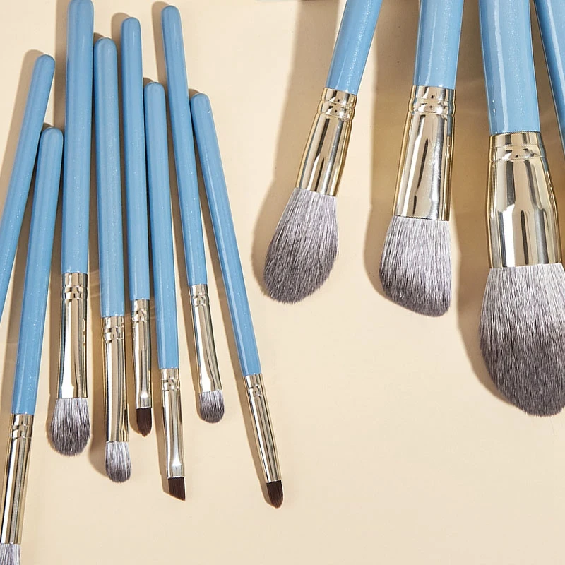 

12Pcs/Set Wooden Makeup Brushes Set Foundation Face Blush Powder Concealer Eyelash Eyeshadow Luxury Cosmetics Tools