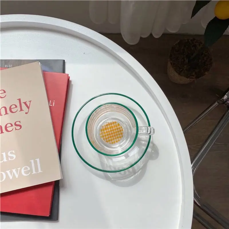 Набор кофейных чашек и блюдец с надписью в скандинавском стиле прозрачная