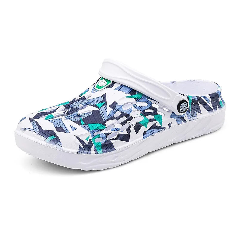 

Plus size 49 Men Sandals Summer Hole Shoes Rubber Clogs Men Garden Shoes Camouflage Beach Flat Sandals